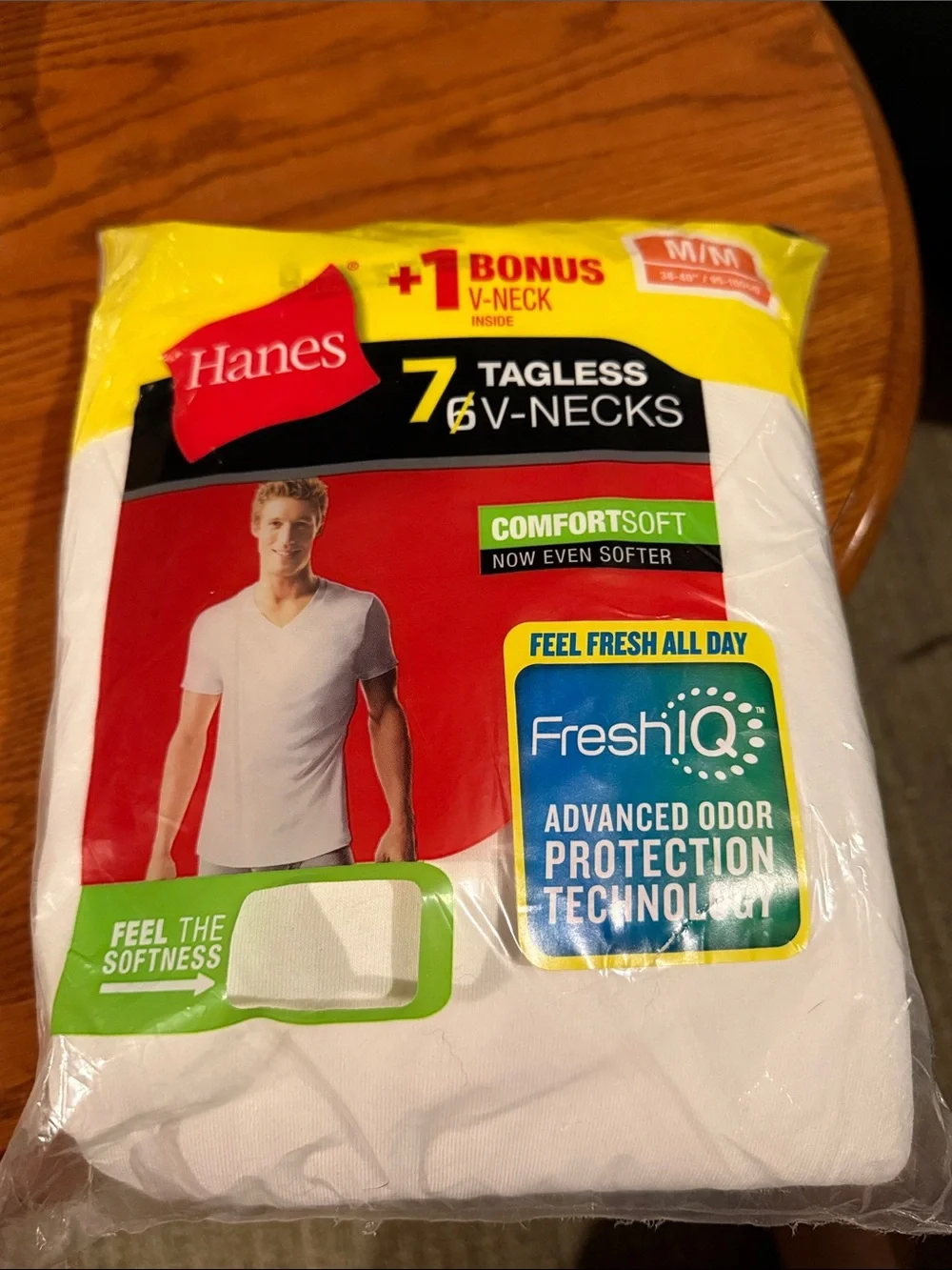 Hanes Men's 7-Pack Tagless V-Neck T-Shirts - White